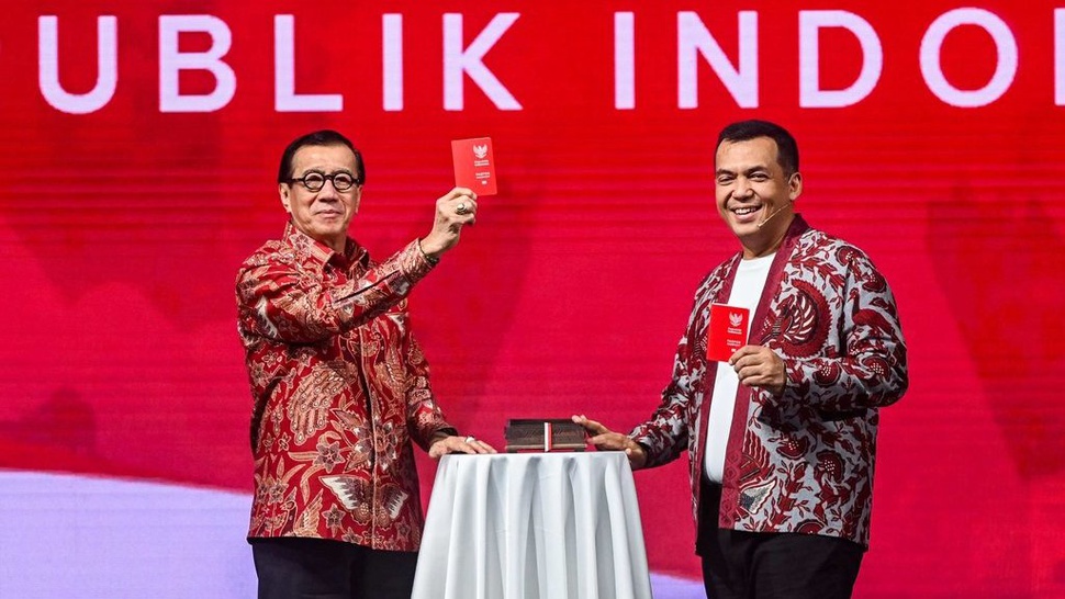 Paspor Indonesia Tampil Dengan Desain Baru Bewarna Merah